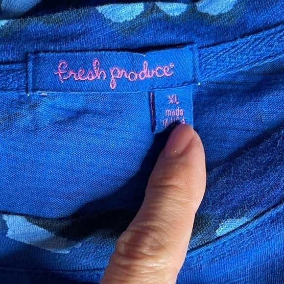 FRESH PRODUCE XL Blue Abstract Wave Top Shirt Navy Blue Cotton Jersey - Picture 8 of 8